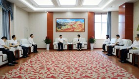 王月成、張鐵強(qiáng)赴中國農(nóng)業(yè)發(fā)展銀行甘肅省分行交流座談
